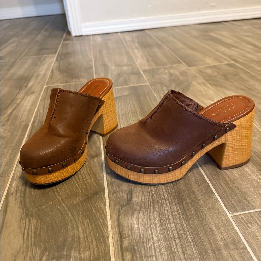 Mia Leather Studded Clog